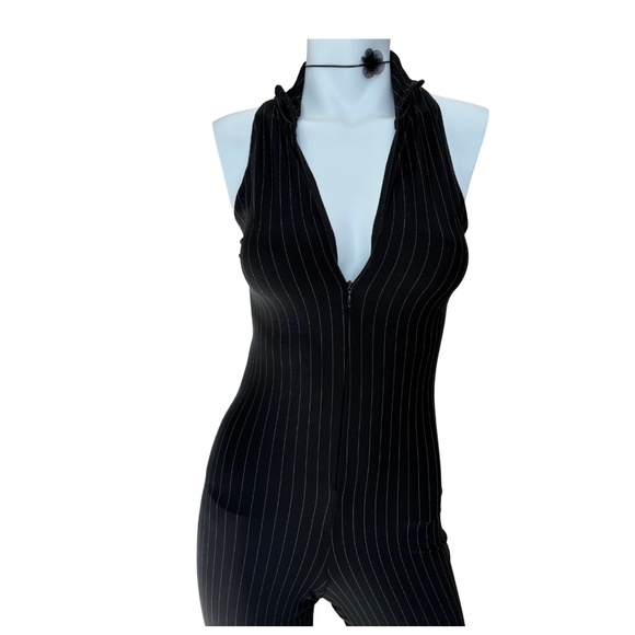 Moda Int’l Y2K Pinstripe Black Halter Jumpsuit Zip Front (Small/Medium) - Picture 6 of 9
